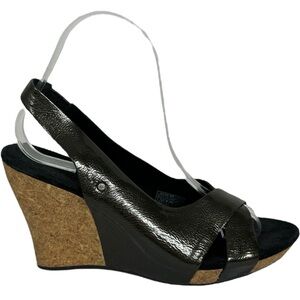 UGG Hazel Wedge Sandals Patent Leather Green Womens Size‎ 7 Cork Comfort Shoes